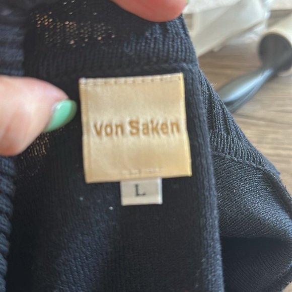 Black front zip sweater with rhinestone, detailed zipper - Picture 5 of 5